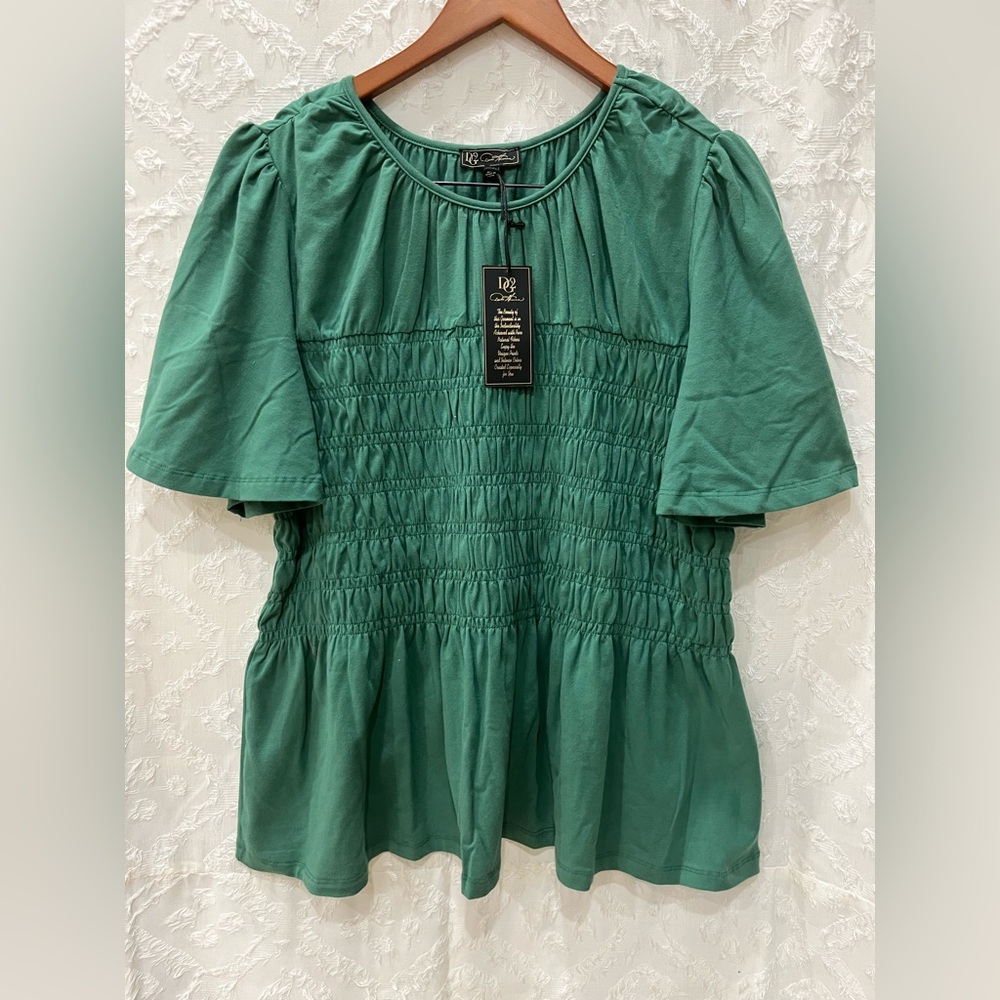 DG2 by Diane Gilman Smocked Bodice Flutter-Sleeve Top Size 2X NWT